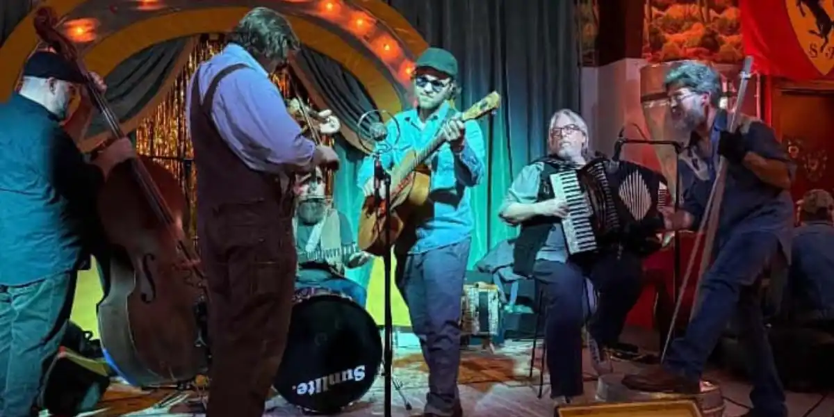 SawtoothTroubadours